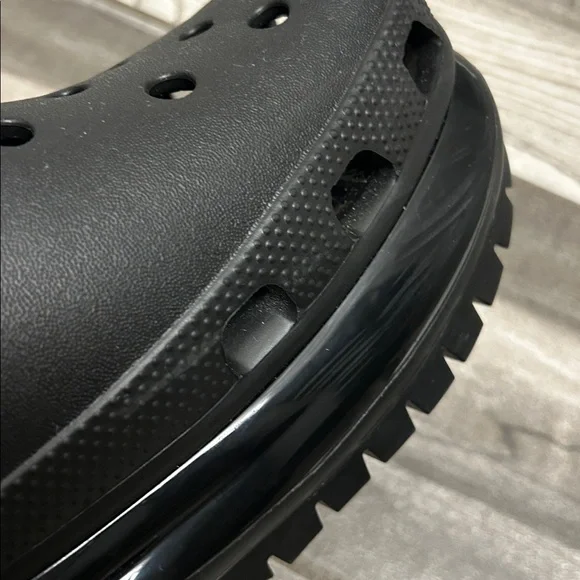 Crocs™ Bae Clog - Picture 12 of 14